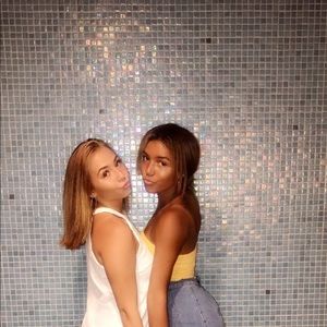 Meet your Posher, Kamara